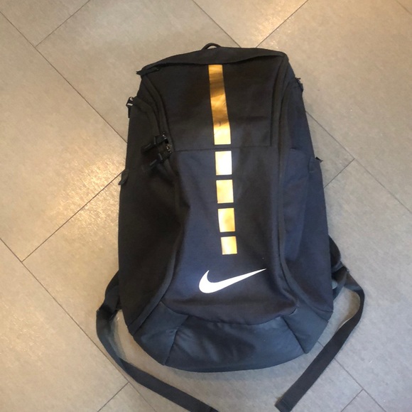 Nike Other - Nike back back.